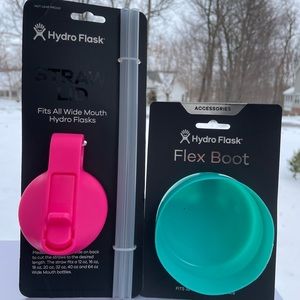 NWT!💕🦋HYDRO FLASK FLAMINGO PINK STRAW LID & MINT FLEX BOOT!